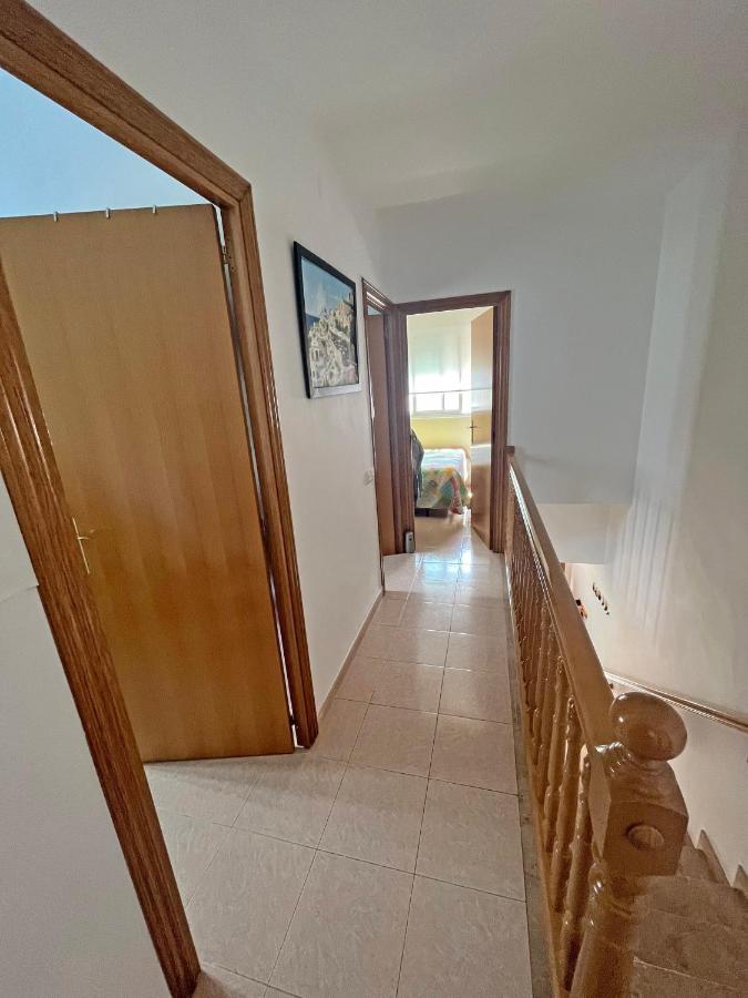 Casa En Vilafortuny Con Barbacoa Piscina Comunitaria Cambrils Buitenkant foto
